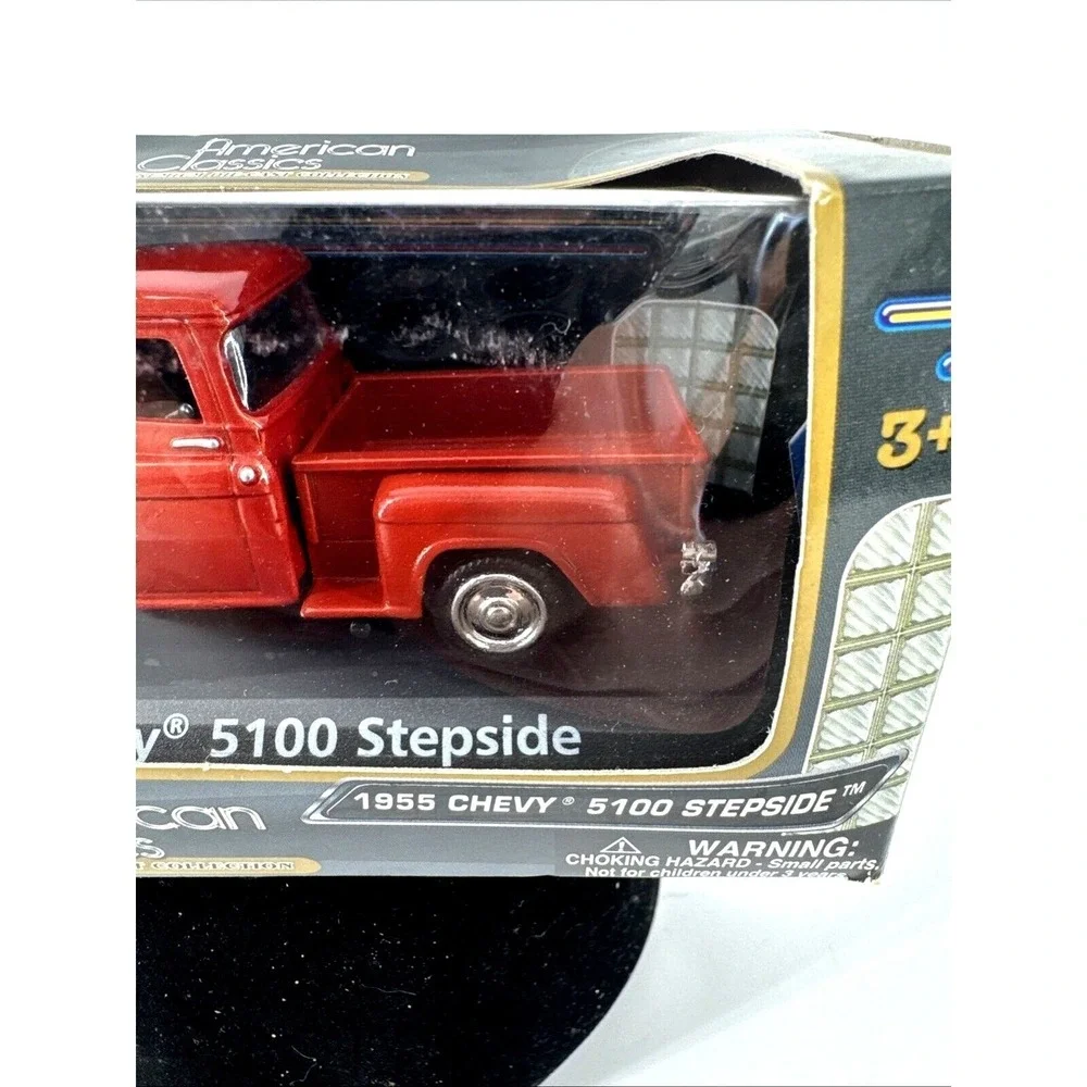 1955 Chevy 5100 Stepside Pickup 1:43 Scale Diecast Motor Max American Classics